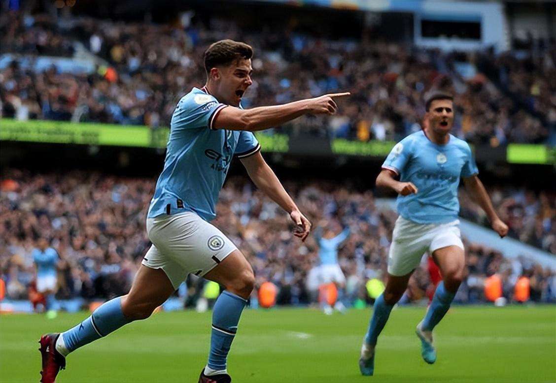 活塞122-117击败步行者，豪取13连胜，追平队史最长连胜纪录。