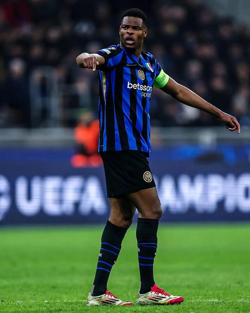 米兰本赛季税前年薪TOP20：恩昆库、拉比奥第1，普利希奇第7