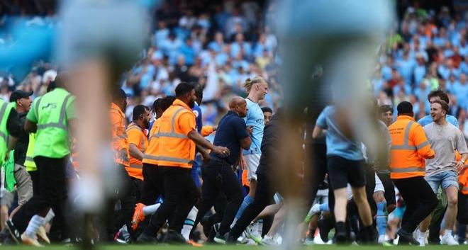 教滑雪也安排上了？还有什么是蔚来驾享小哥不会的吗！蔚来驾享服务用过的都说好！