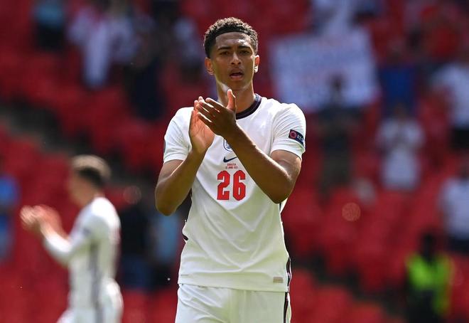 萨哈：麦克托米奈可以在皇马和巴萨踢球，甚至拜仁慕尼黑