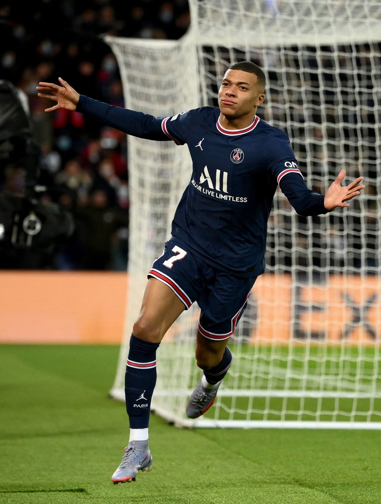 北青谈U22国足熊猫杯对手：乌兹U22实际上是U20为班底的队伍