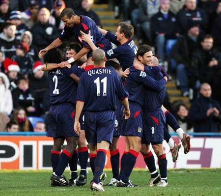 7分钟闪击，为那不勒斯自1989年以来意甲对尤文最快进球