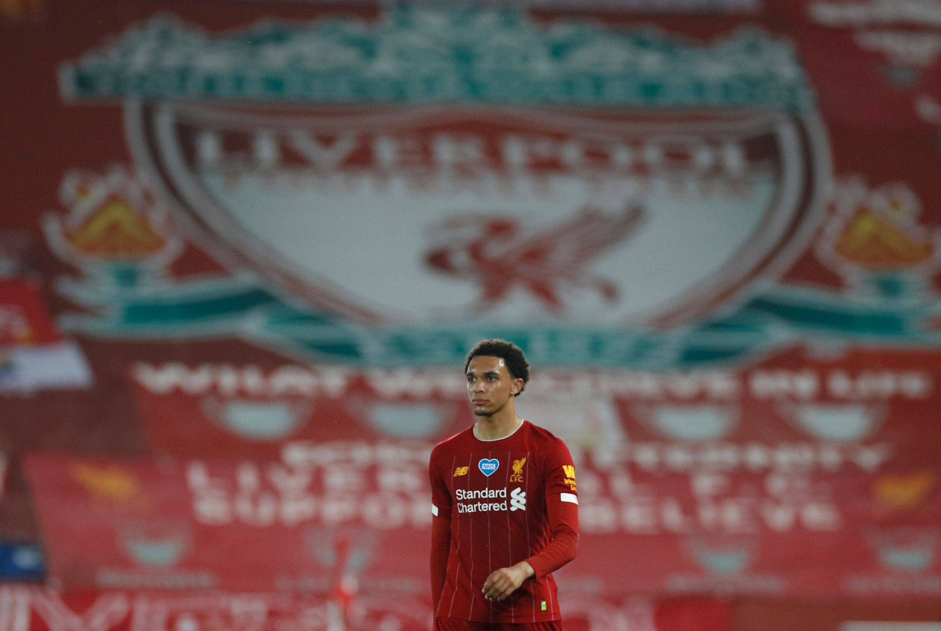 简直令人叹为观止，11年前的今天，拉姆塞打进了欧冠历史上最伟大的进球之一