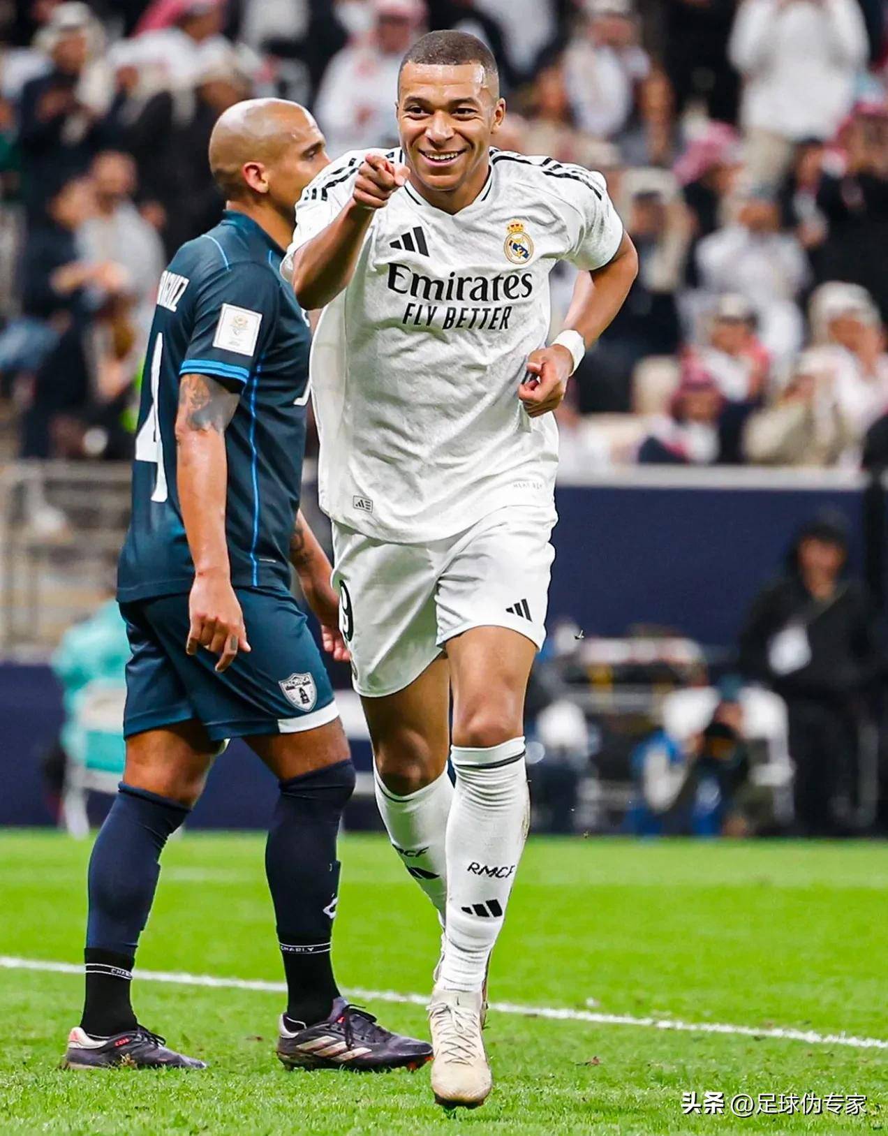 荷兰日本交锋史：荷兰2胜1平保持不败，南非世界杯斯内德制胜