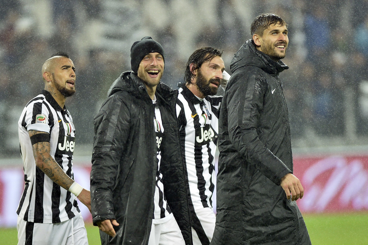 中超：山东泰山主场2-1逆转武汉三镇