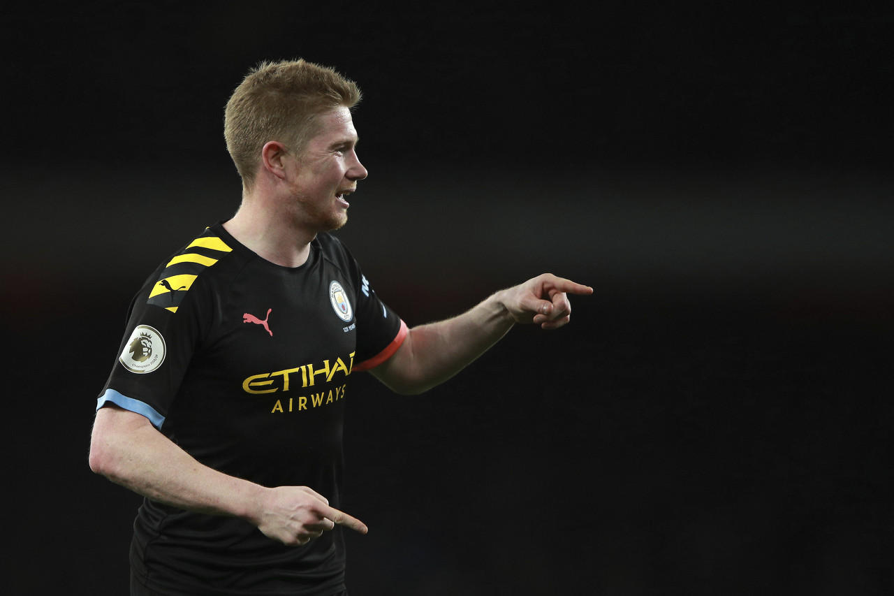 北爱尔兰小将唐利：在热刺时凯恩帮了我很多，这让我喜欢回撤