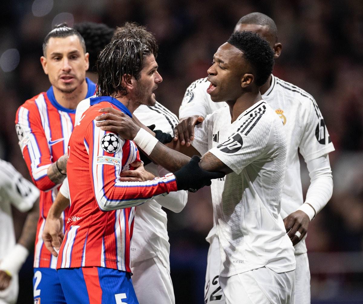 犯规太快！杨瀚森首节登场3分49秒领到第二次犯规被换下场